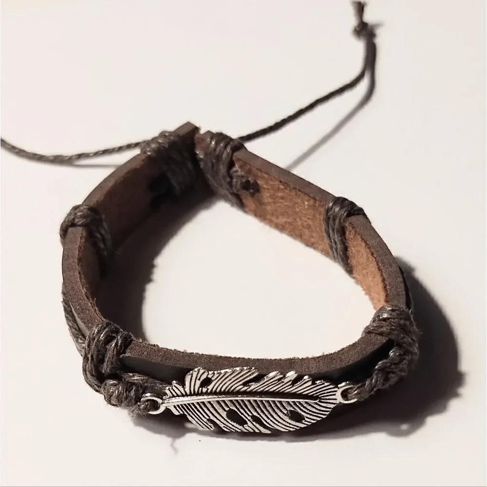 Men's bracelet leather feather new d75